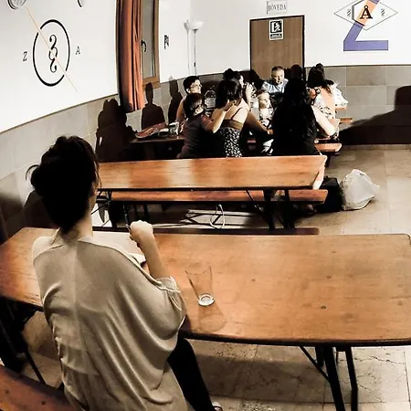 Hostel Be Σαραγόσα