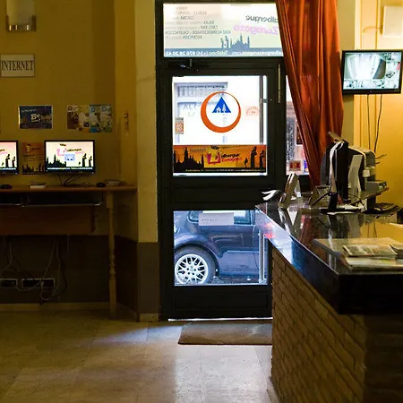 La Del Comendador Hostal *