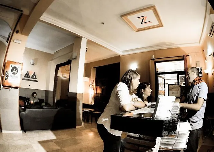 بيت شباب Be *